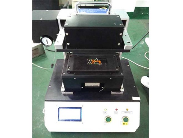 Pogo pin 治具（FCT）